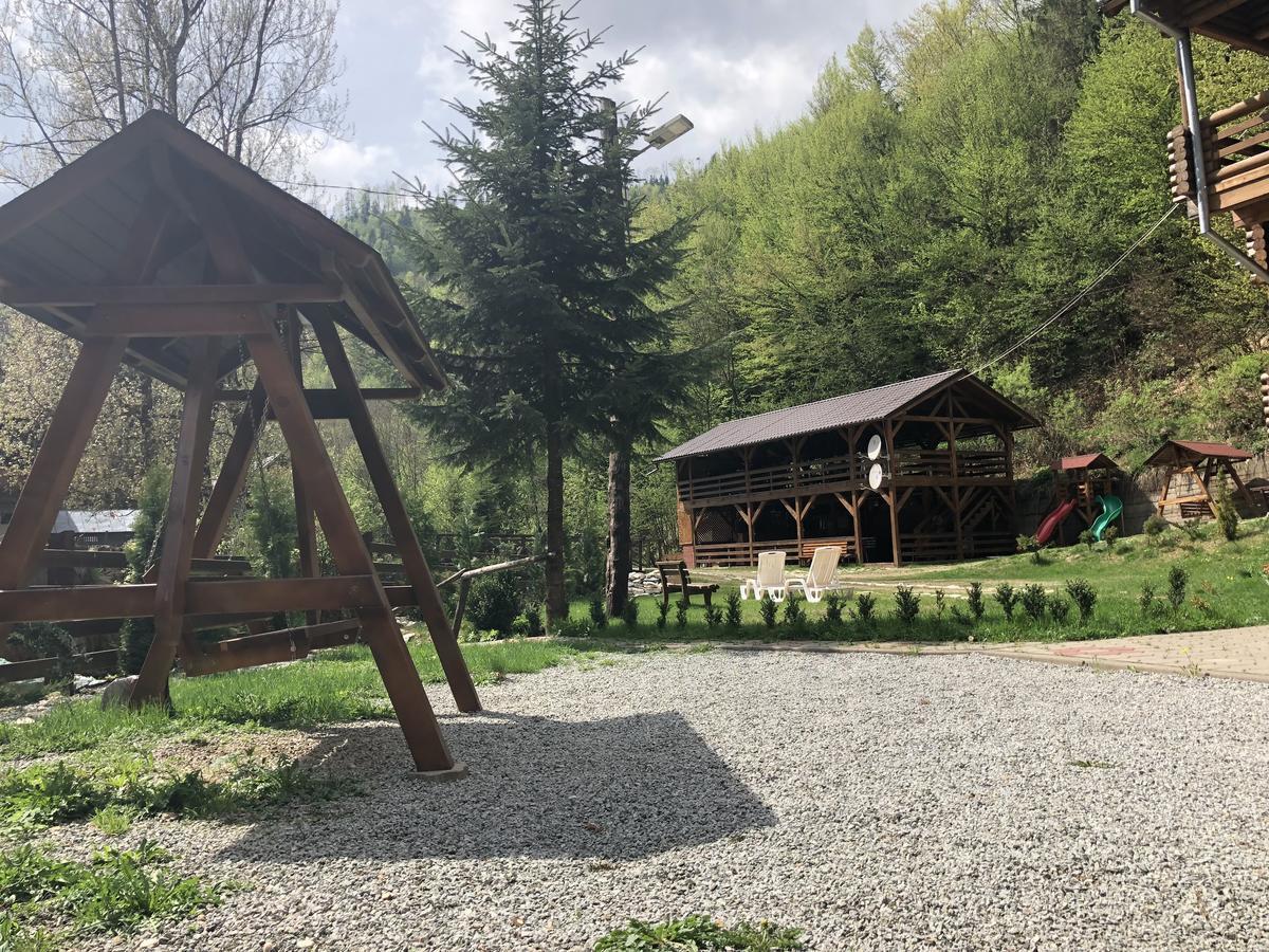 Cabana Bradul Rodna Luaran gambar