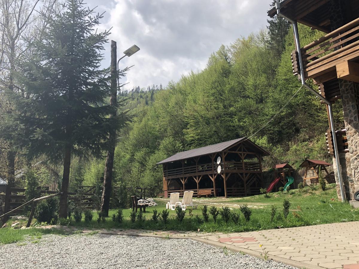 Cabana Bradul Rodna Luaran gambar