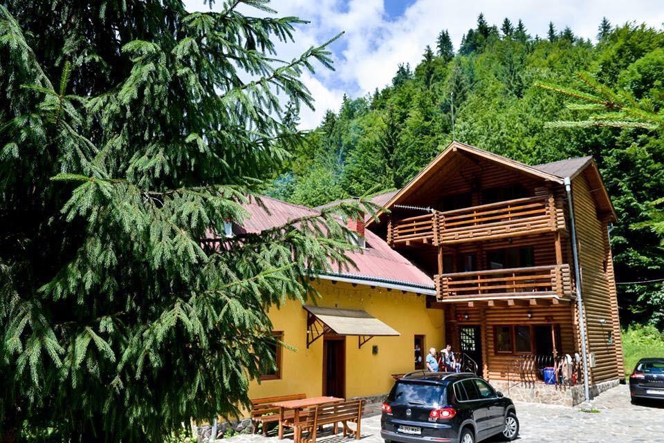 Cabana Bradul Rodna Luaran gambar